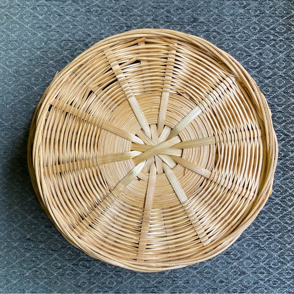 Vintage Two-tone Split Wicker Round Basket - Picture 4 of 7